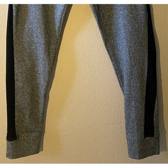 COPY - Pink Victoria Secret Yoga Campus Leggings Large Gray Black Joggers X Cro… - Picture 3 of 9